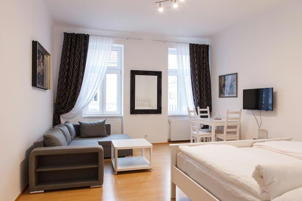 Vienna-Flats Self Check-In Apartment Екстериор снимка