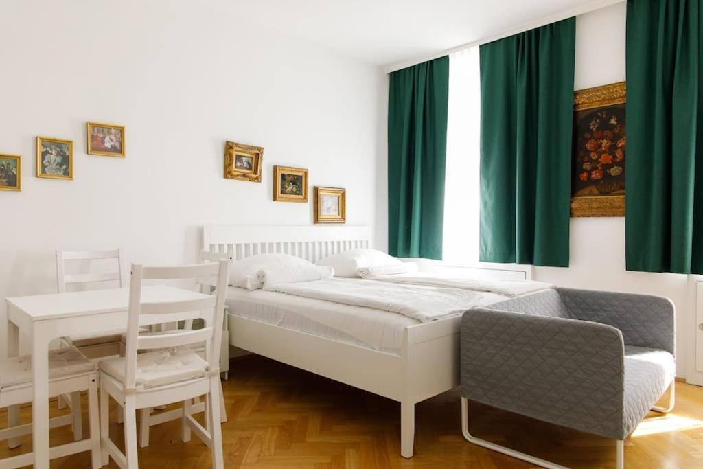 Vienna-Flats Self Check-In Apartment Екстериор снимка